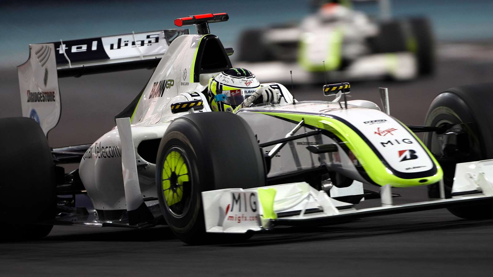 Brawn GP, c'est quatre doublés pour sa première saison en Formule 1. Un exploit qui ne sera probablement pas réalisé dans le futur de la discipline.