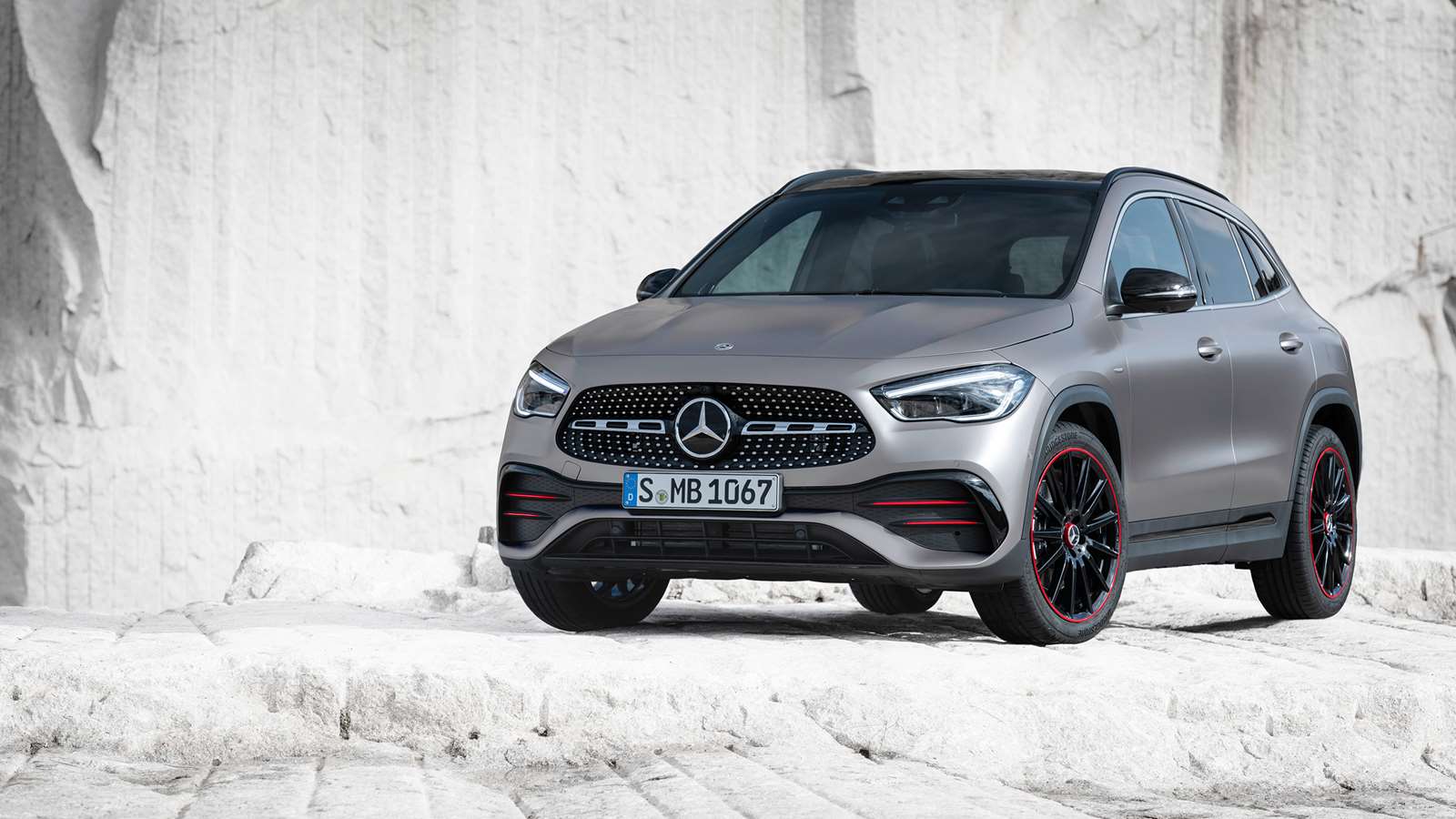 The New Mercedes Gla Is Now A Higher Riding Suv Grr