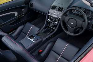 Aston Martin V12 Vantage S Roadster test review _dsc230220140923