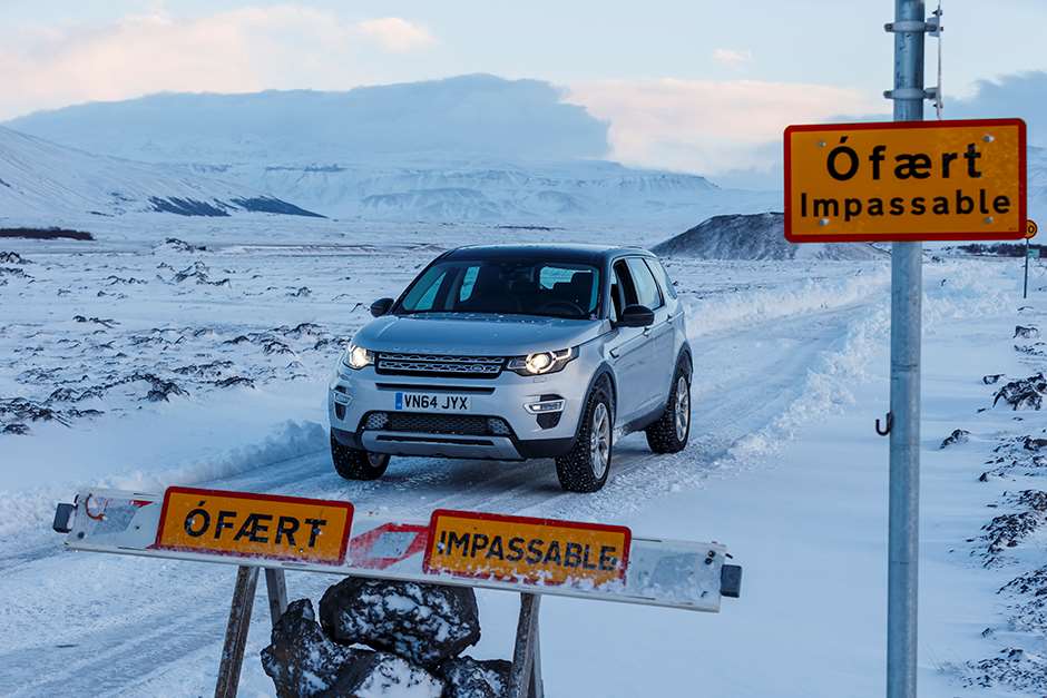 land-rover-discovery-sport-iceland-road-test