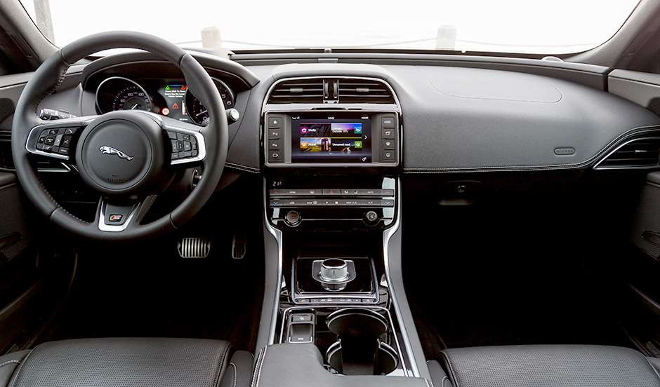 jaguar-xe-test-drive