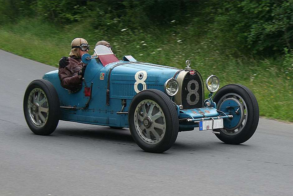 Bugatti Veyron article Type 35T picture