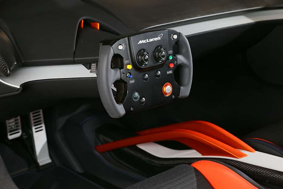 JVCKenwood McLaren 675LT